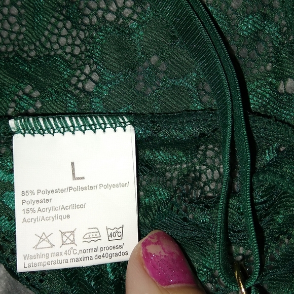 Miarhb woman's LG eyelash lace nighty - Picture 4 of 6